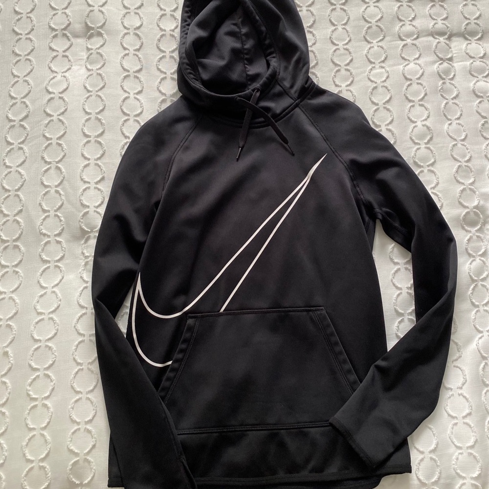 Nike Pullover hoodies (SOLD)